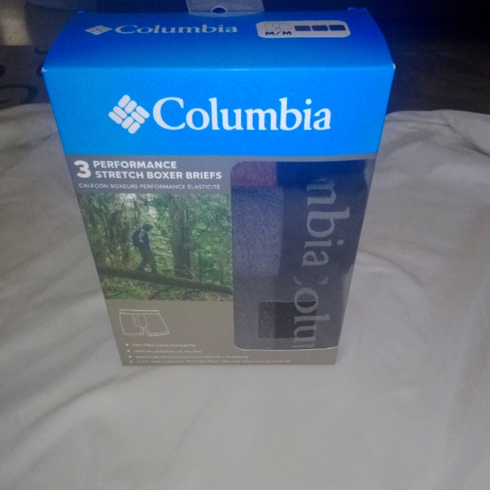 Box of three Columbia performance stretch boxer briefs size medium.